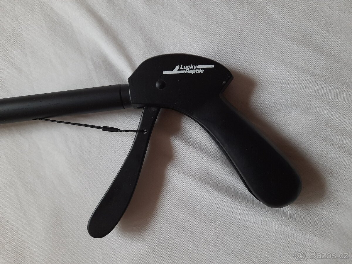 Kleště na hady Lucky Reptile 66cm