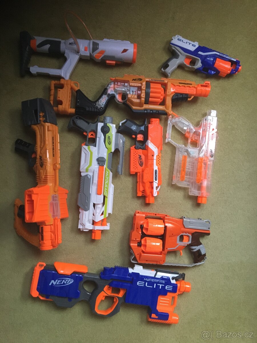 Sada nerf blásterů s náboji