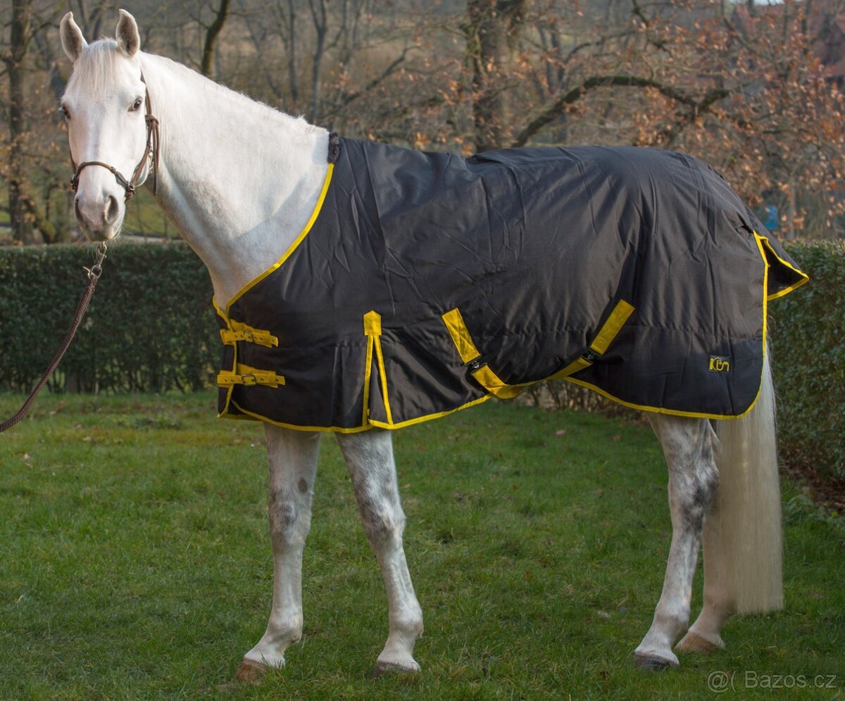 Zimní výběhová deka pro koně 200g 1200 Denier Rip Stop SLEVA