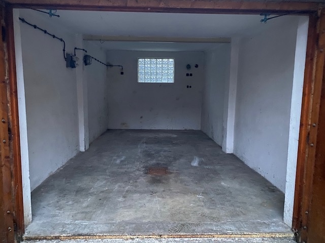 Garáž v Semilech u střelnice