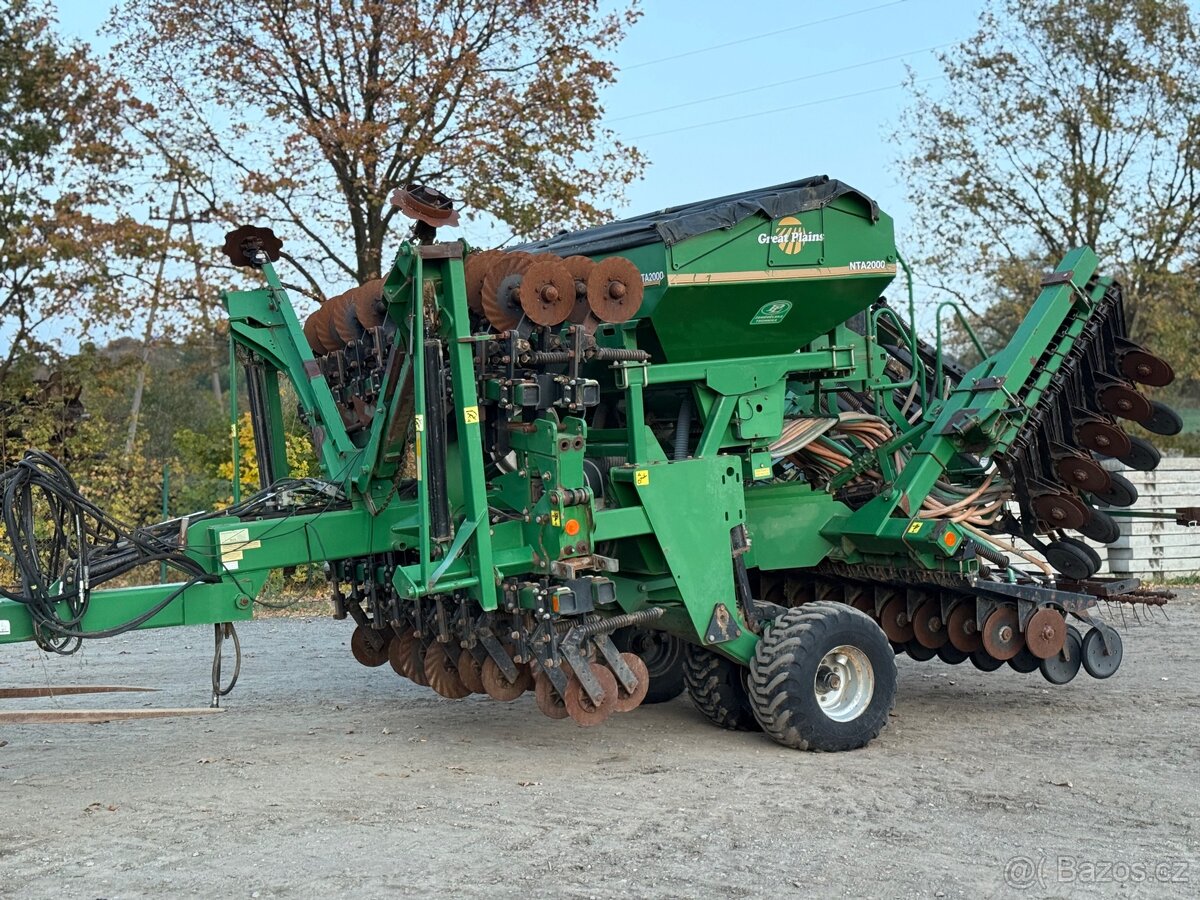 Seci stroj Great Plains NTA 2000