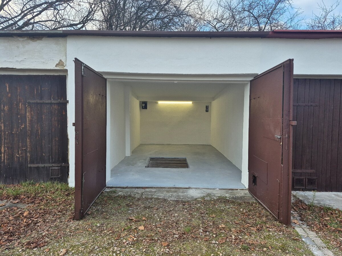 Garáž Poděbrady - Kunštátská - s elektřinou