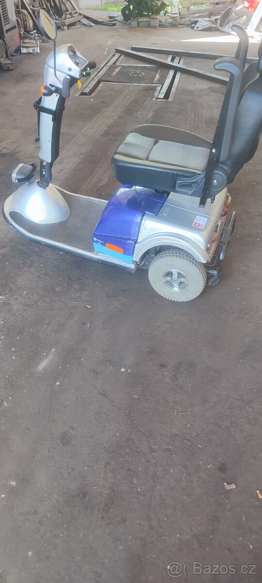 Elektrická tříkolka pro seniory elektrický vozík