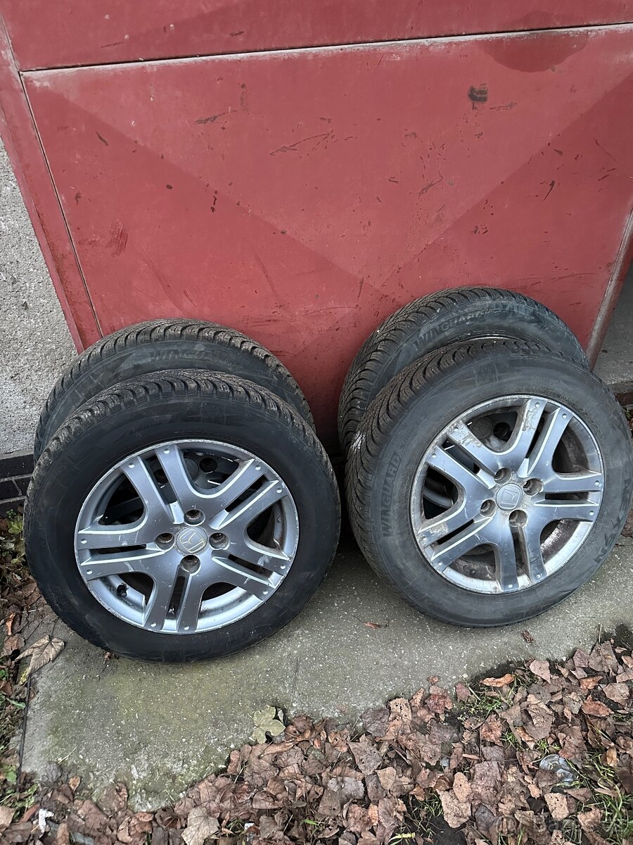 Zimní Honda 4x100 r15