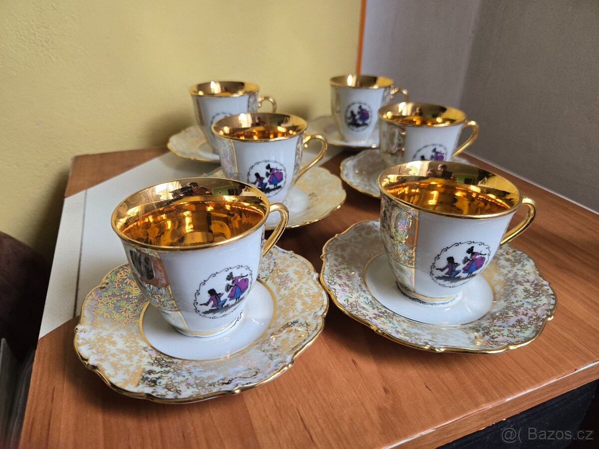 RETRO SADA HRNKŮ NA KÁVU