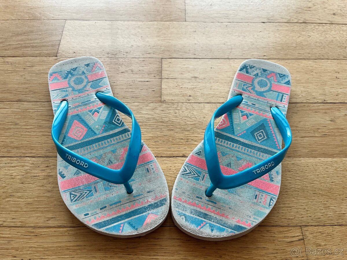 Dívčí žabky Tribord, vel. 33-34