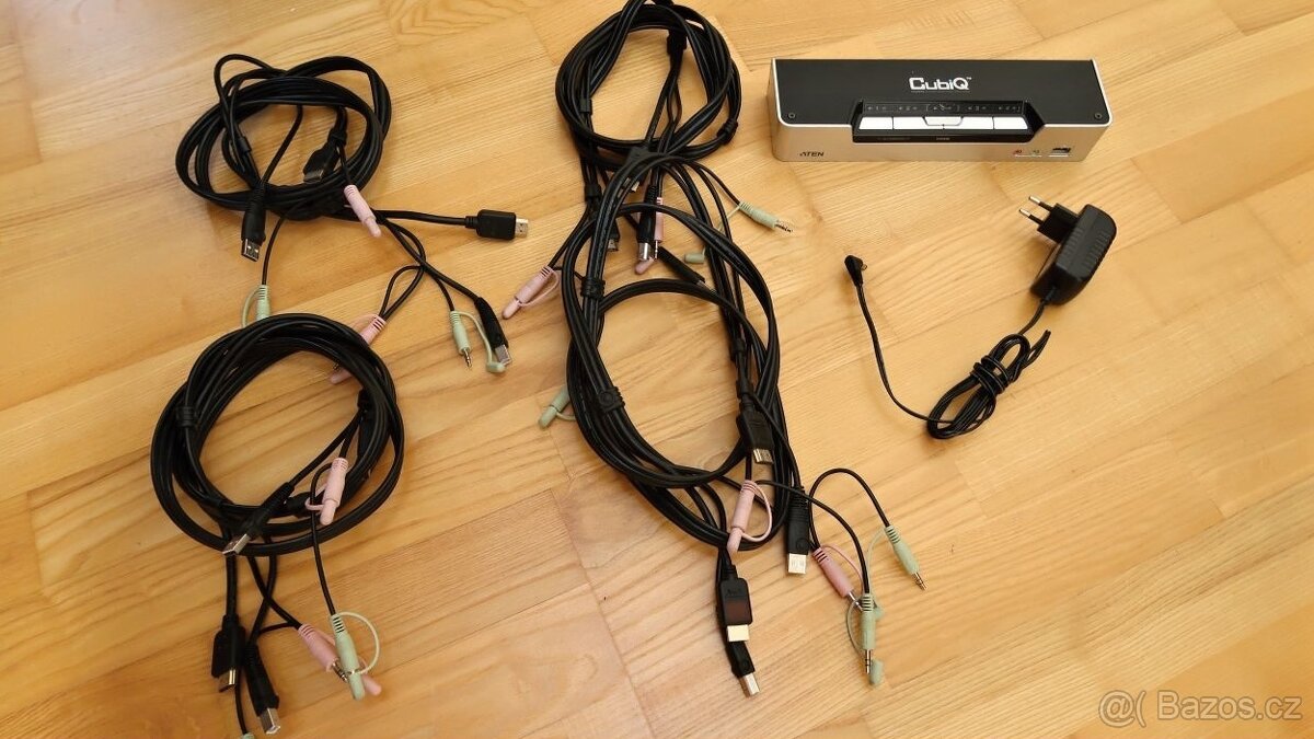 Přepínač ATERN CS-1794 4-port KVMP USB HDMI