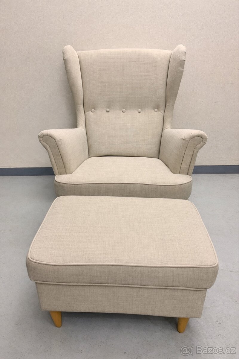 křeslo ušák IKEA Strandmon s podnožkou