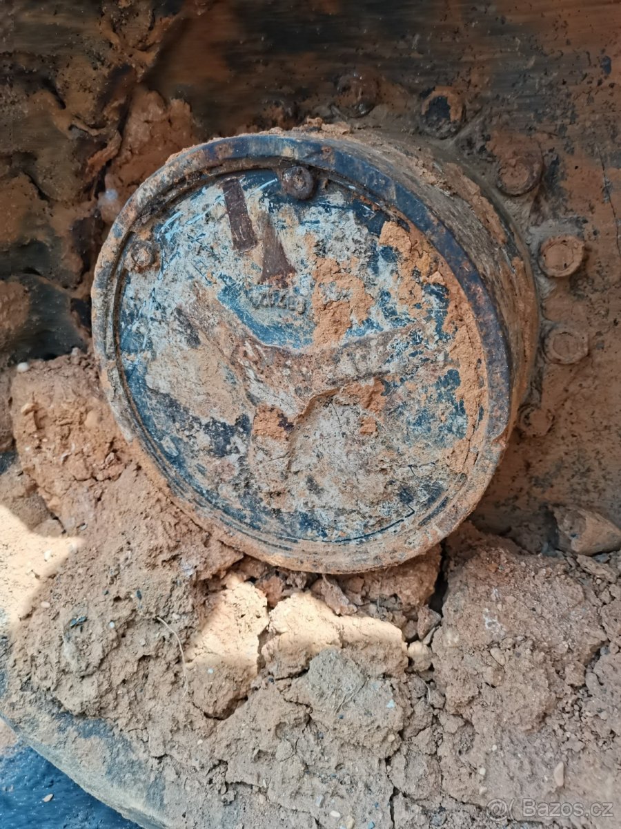 Díly na Terex HR 32