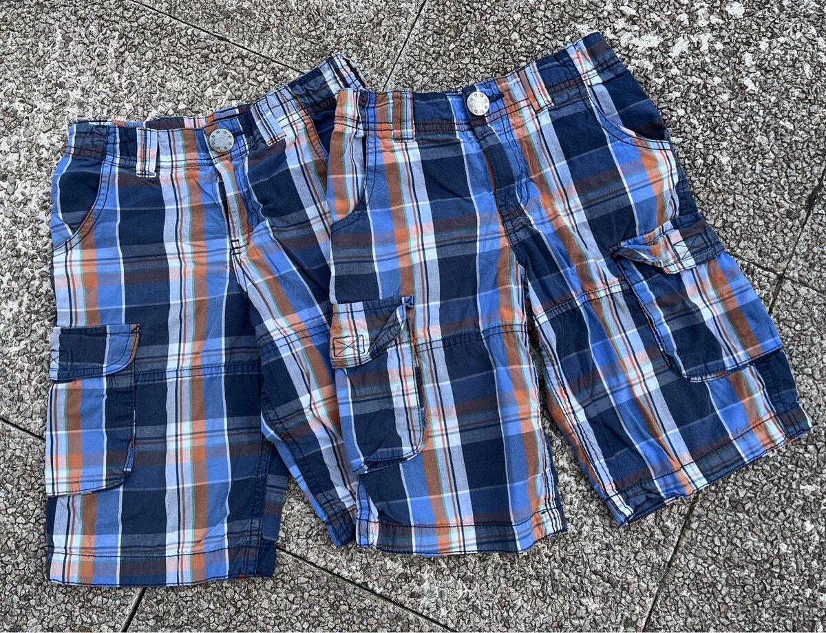 2x plátěné kraťasy s kapsami TCM vel. 128