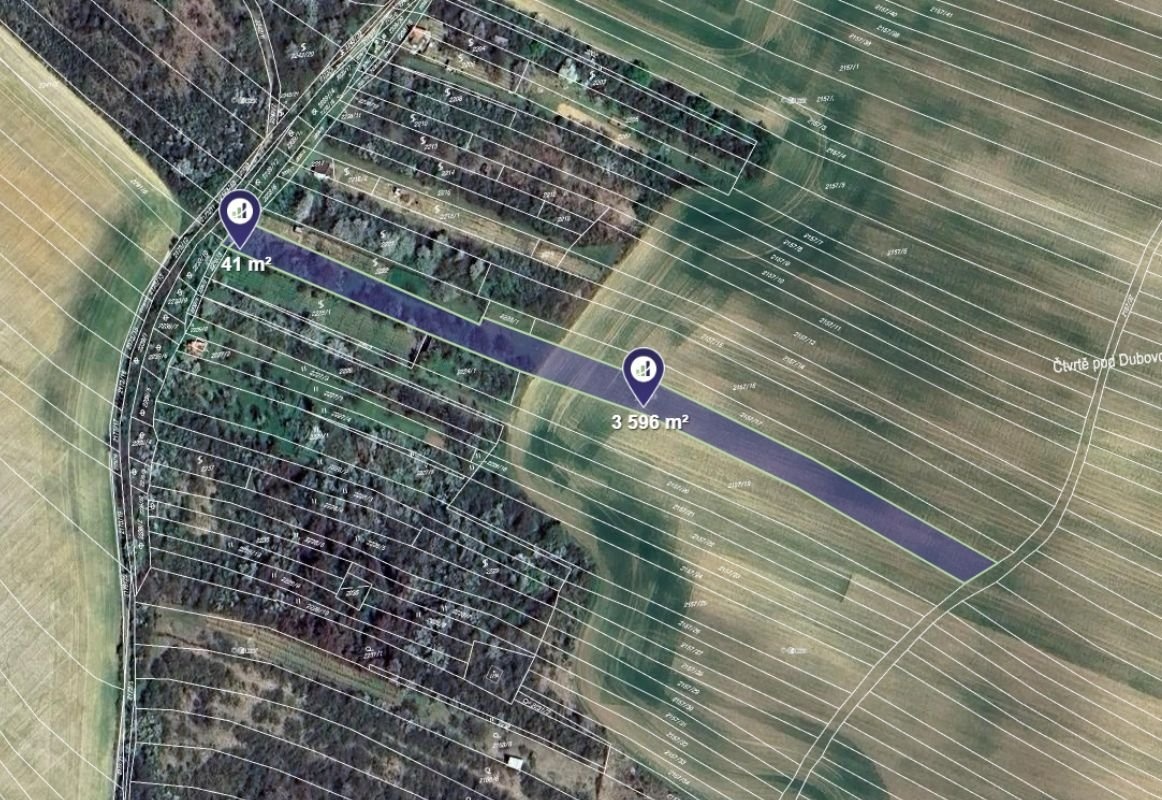 Prodej podílu 1/2 pole 1 819 m², Ždánice