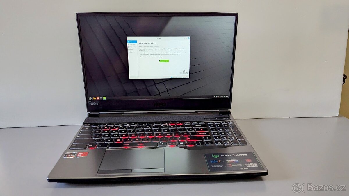 LINUX MSI Alpha 15 144Hz, Ryzen 7, 16/512GB, Radeon 5500M
