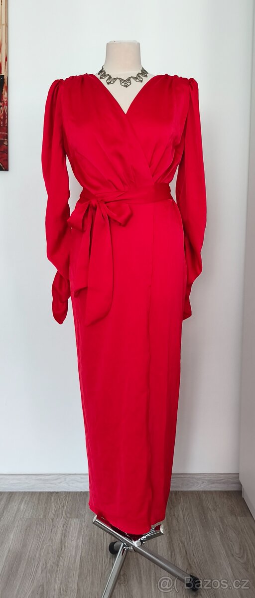 Pouzdrové šaty Emo