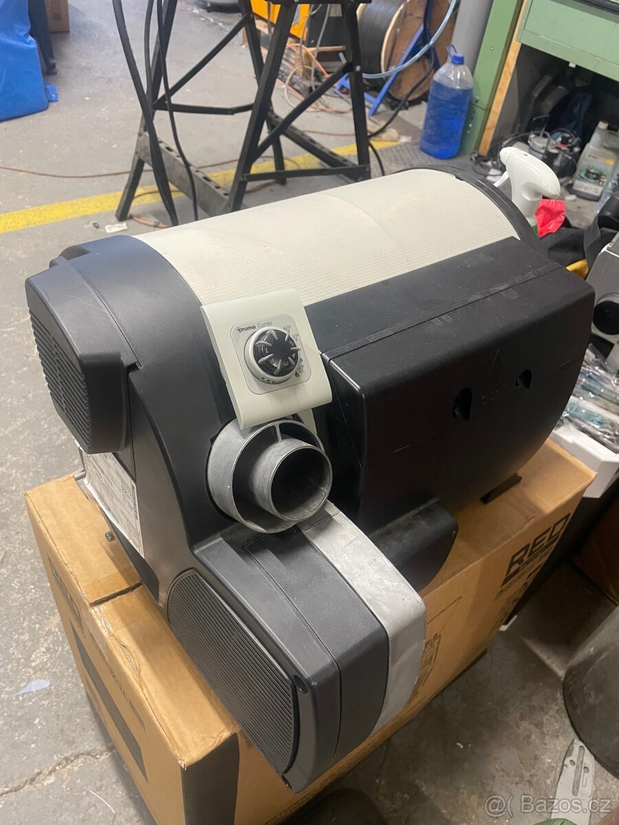 karavan kurenie truma comby 6