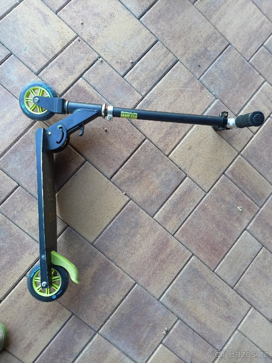 Dětská koloběžka Arcore