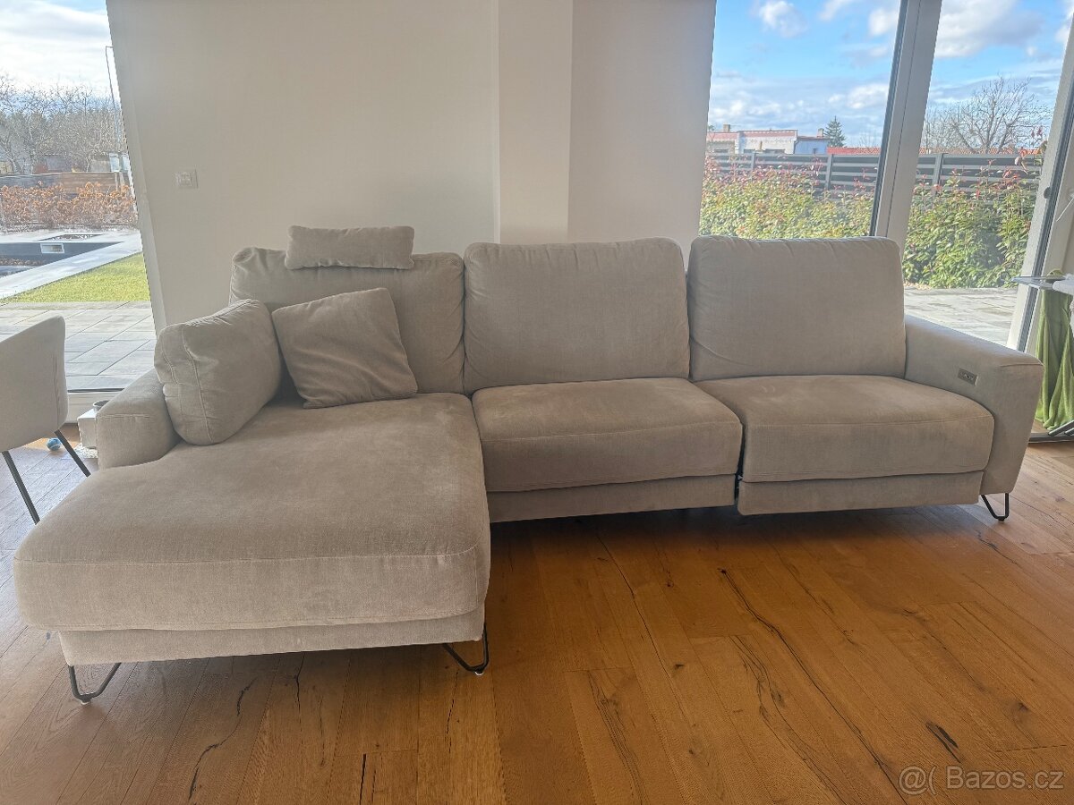 Luxusní pohovka, dobrý stav