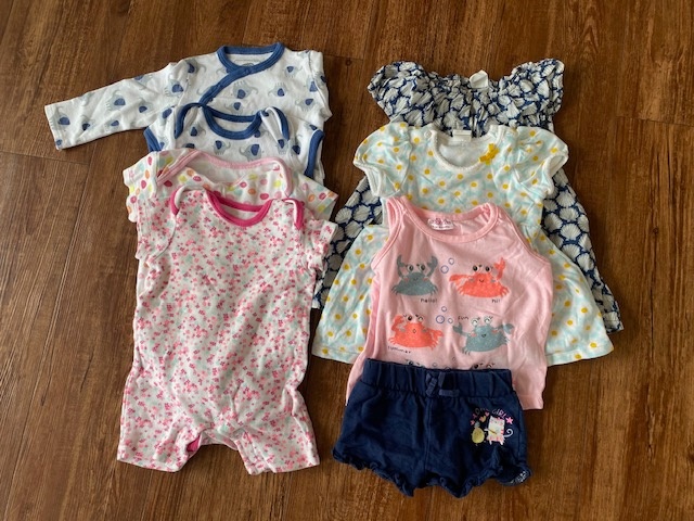 Prodám sadu oblečení 8 ks pro holčičku, vel. 68/74