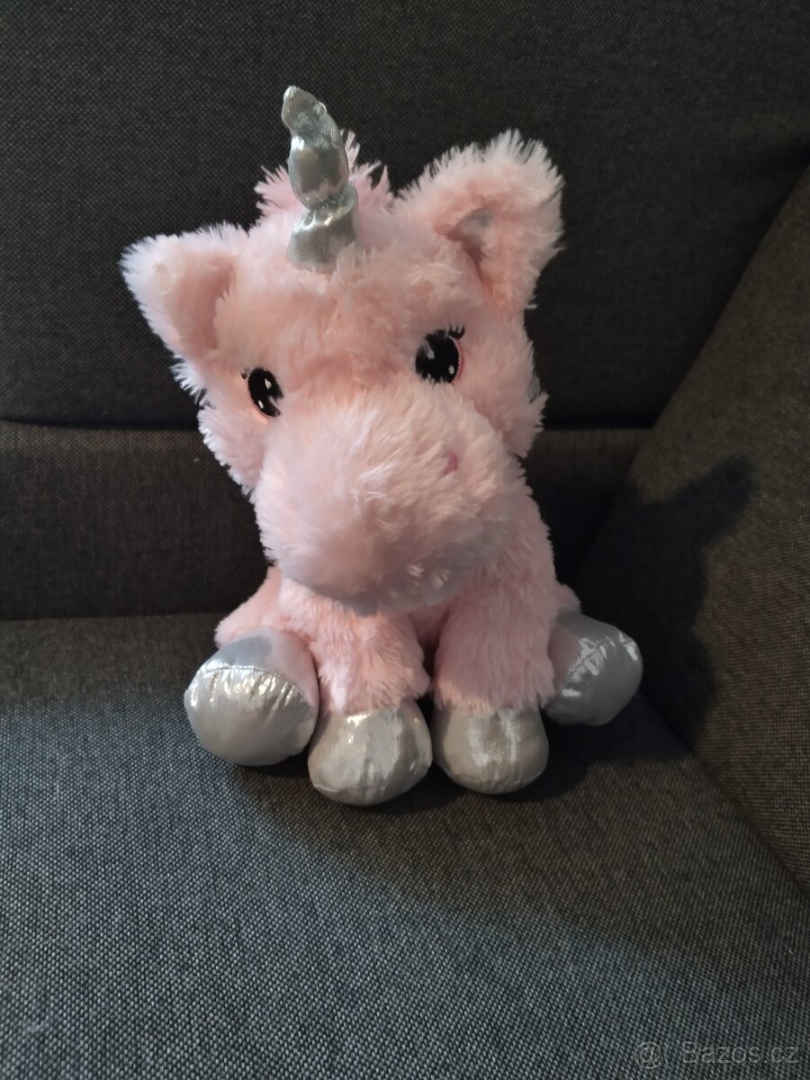 Plyšák jednorožec sedící