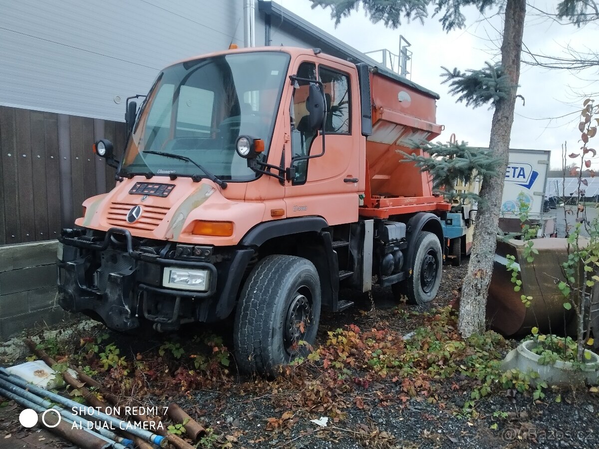 Mercedes Unimog U400 výměna možná