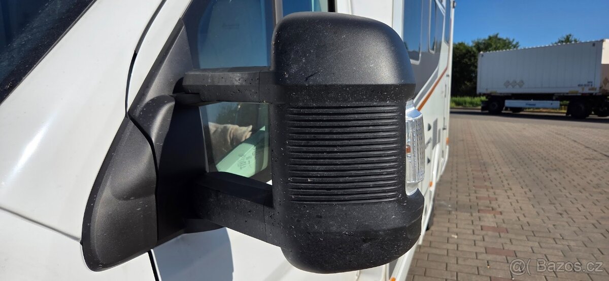 Prodložené zpětné zrcátko