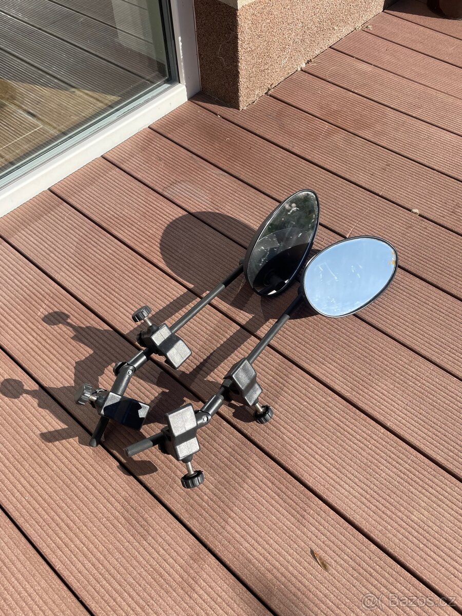 Přídavná zpětná zrcátka pro karavan