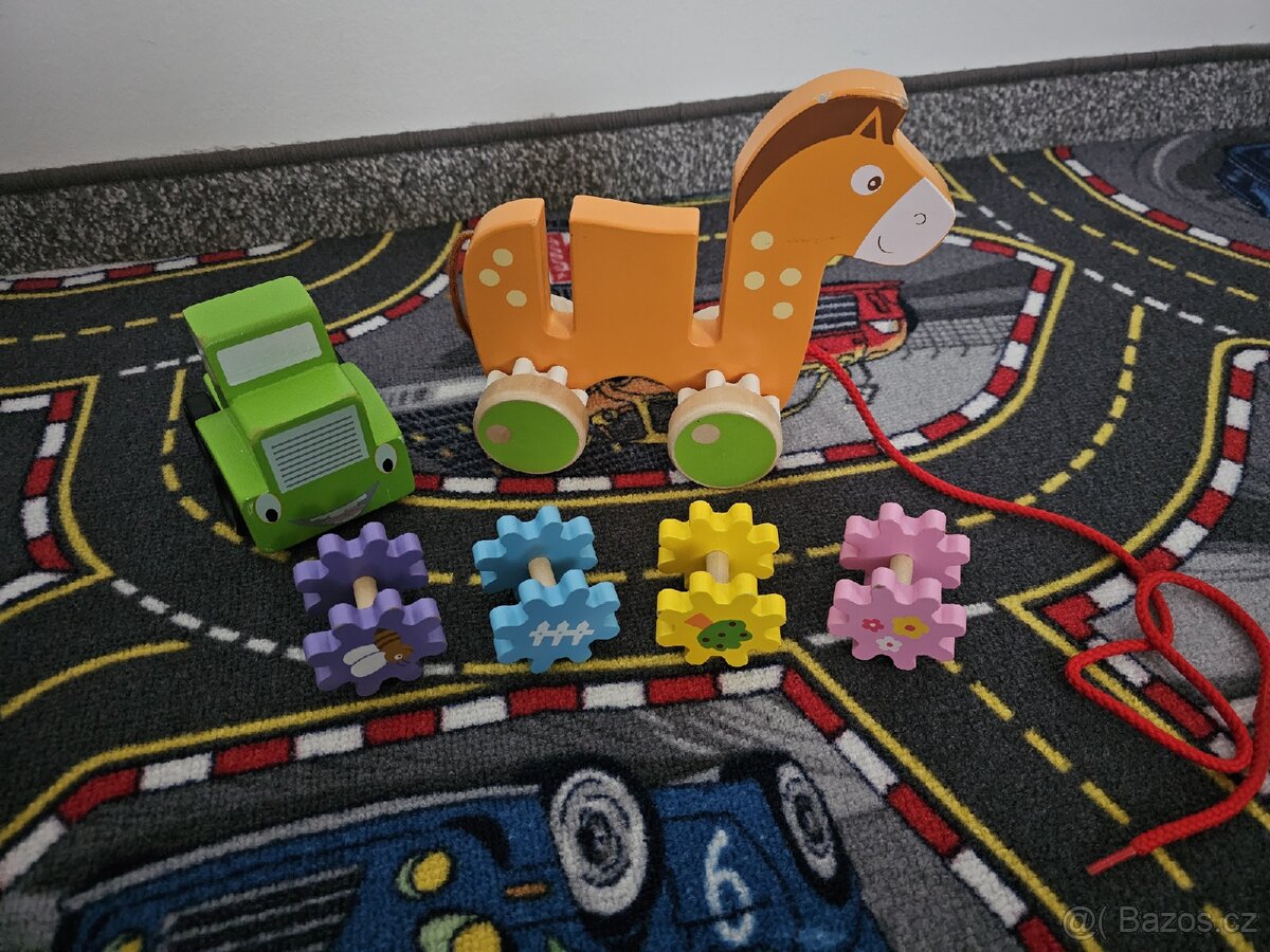 Dětské hračky , více ve foto...