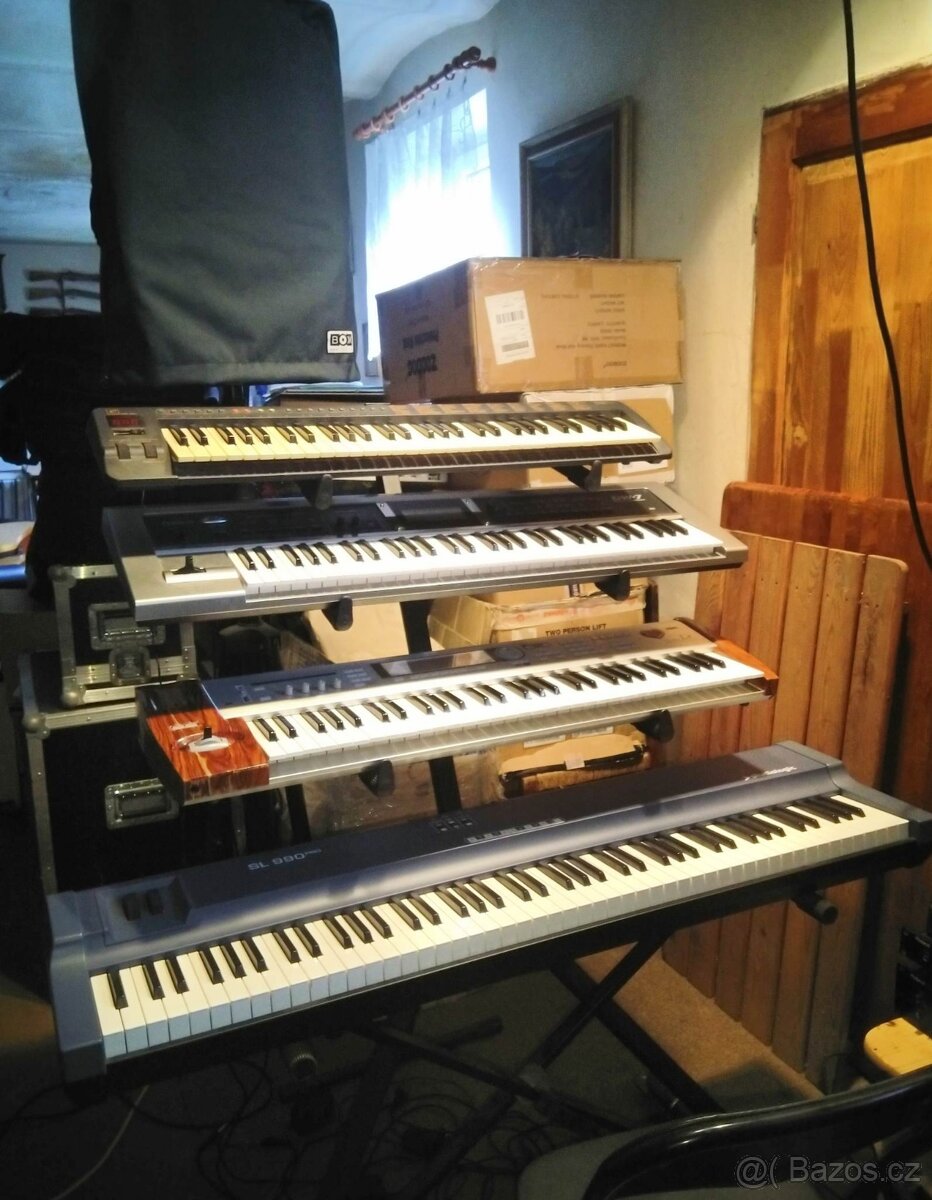 KORG EK50 LIMITLESS