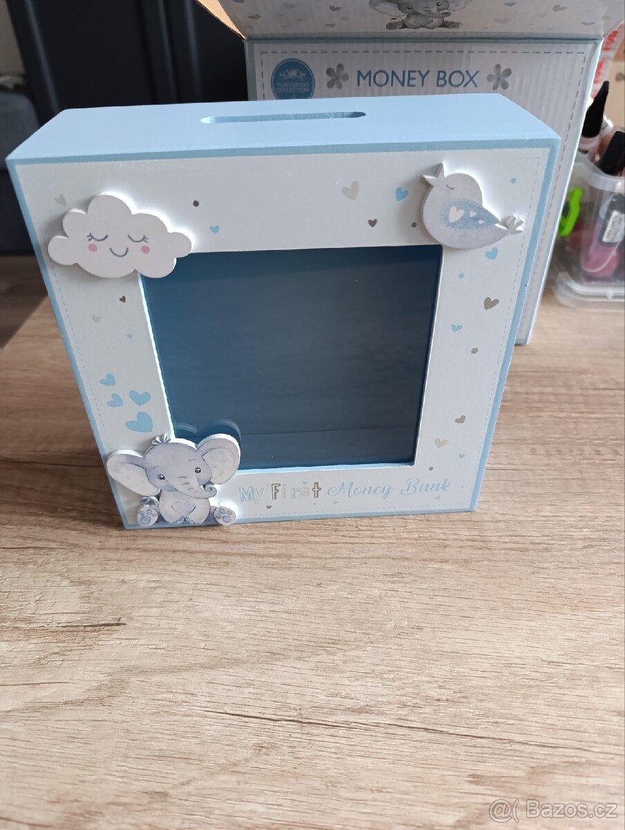 Modrá dřevěná pokladnička - NOVÁ