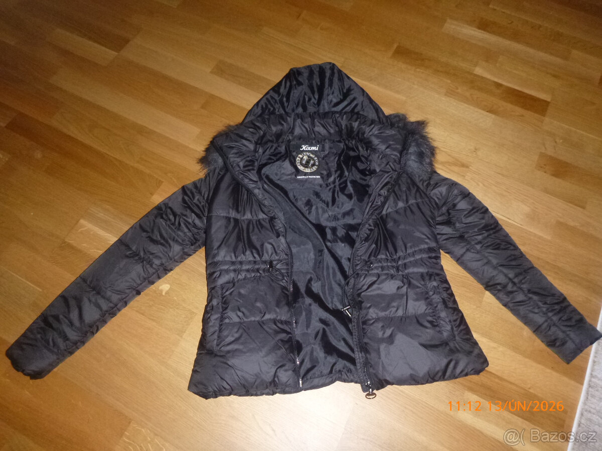 Prodám dámskou zimní bundu s kožešinou