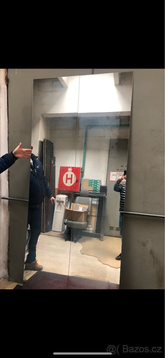 Zrcadla velký obrovský formát