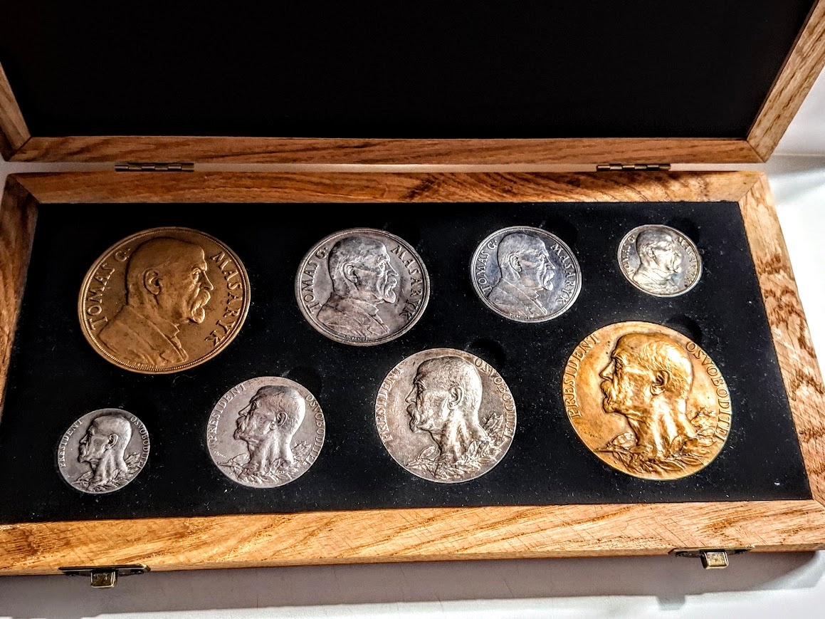 LOT MEDAILY T.G.MASARYK V ETUI