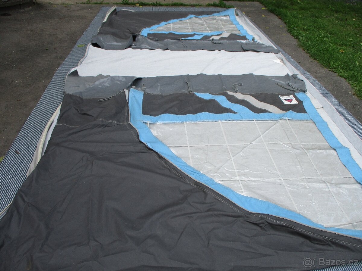 Karavanové účko 880 cm