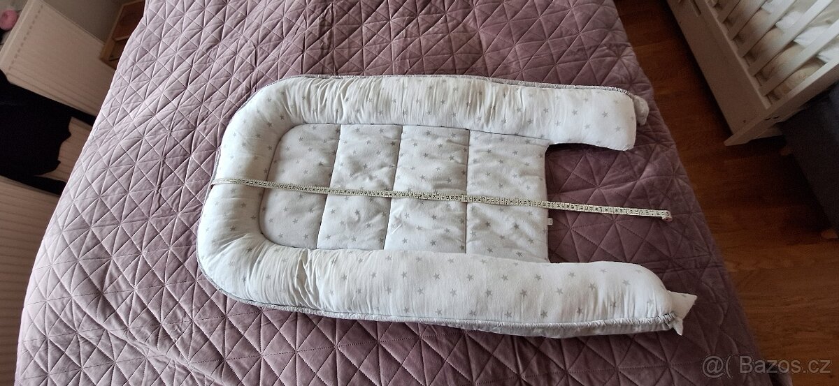 Hnízdo na miminko Scarlett hvězdičky šedá