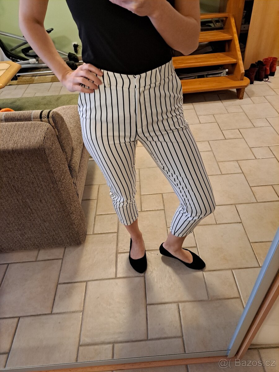 Elegantní kalhoty s vysokým pasem