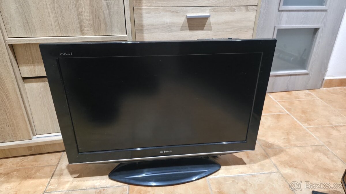 Televize SHARP 32 palců / 81 cm