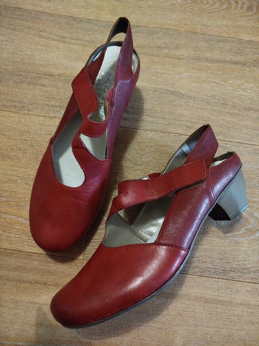 Nové boty Rieker, vel. 37