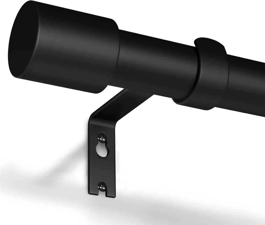 záclonová tyč na závěsy