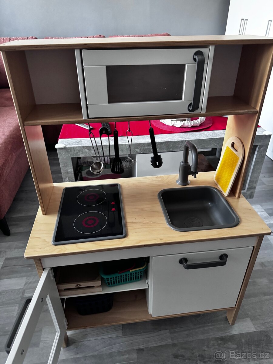 Dětská kuchyňka Ikea