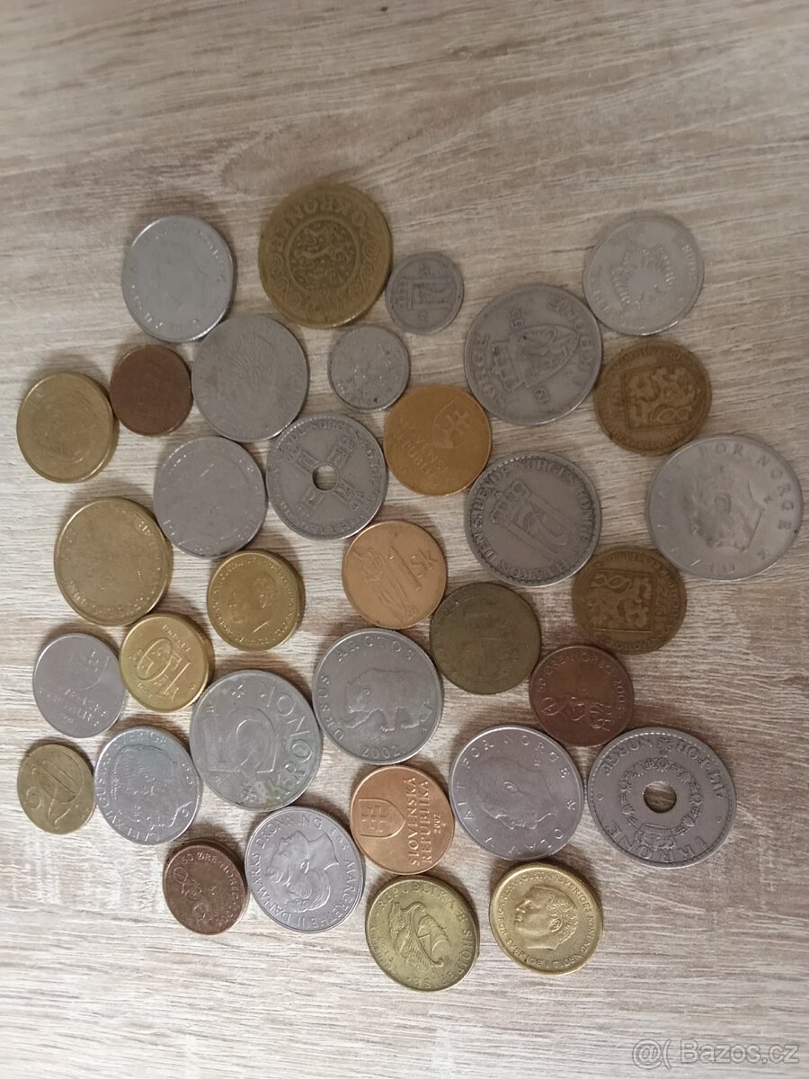 Starší neplatné evropské mince po sběrateli