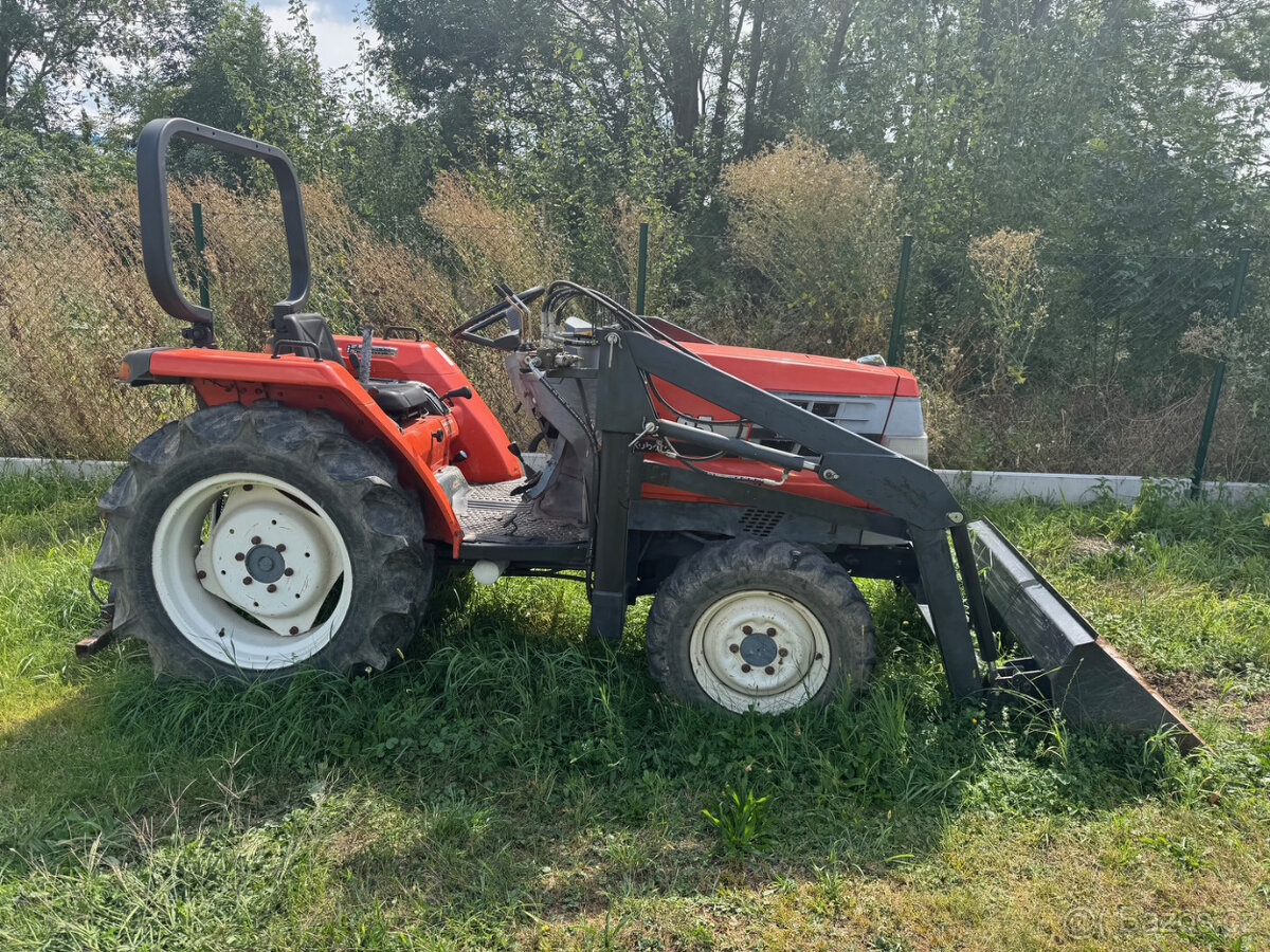 Traktor Kubota GL 25