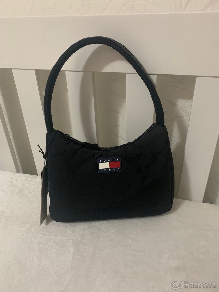 Nová značková kabelka