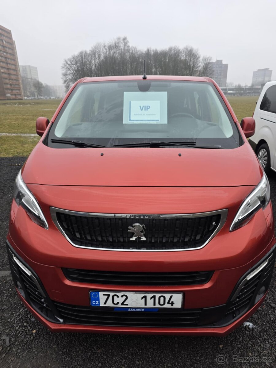 Pronájem - minibus doprava 8-9 míst