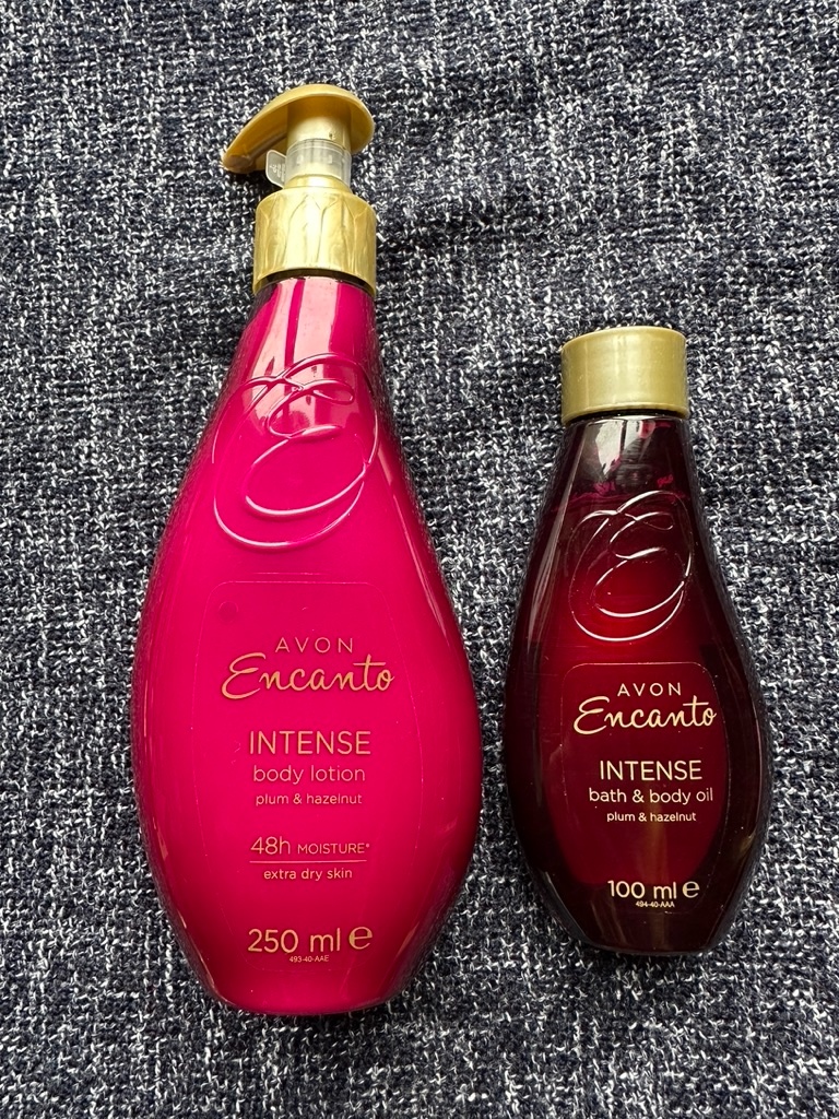 Avon Encanto Intense hydratační tělové mléko a olej