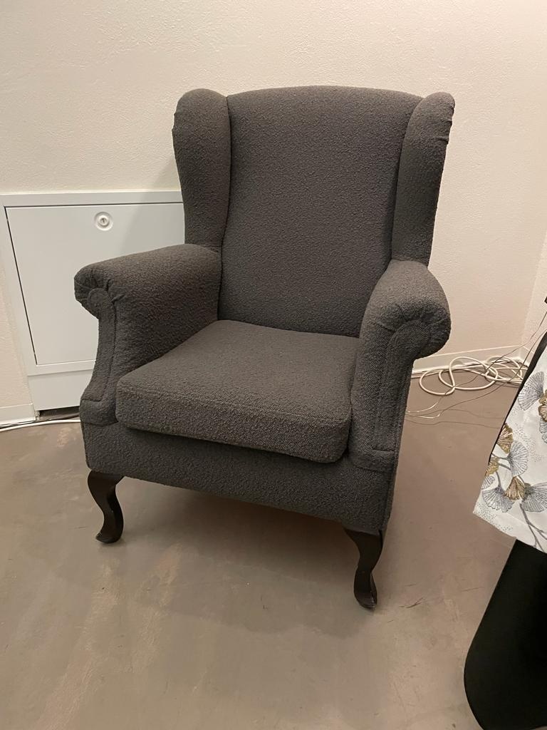 Křeslo ušák po kompletní renovaci.