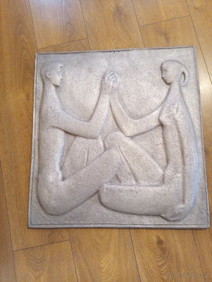 Relief- signovaný autorem