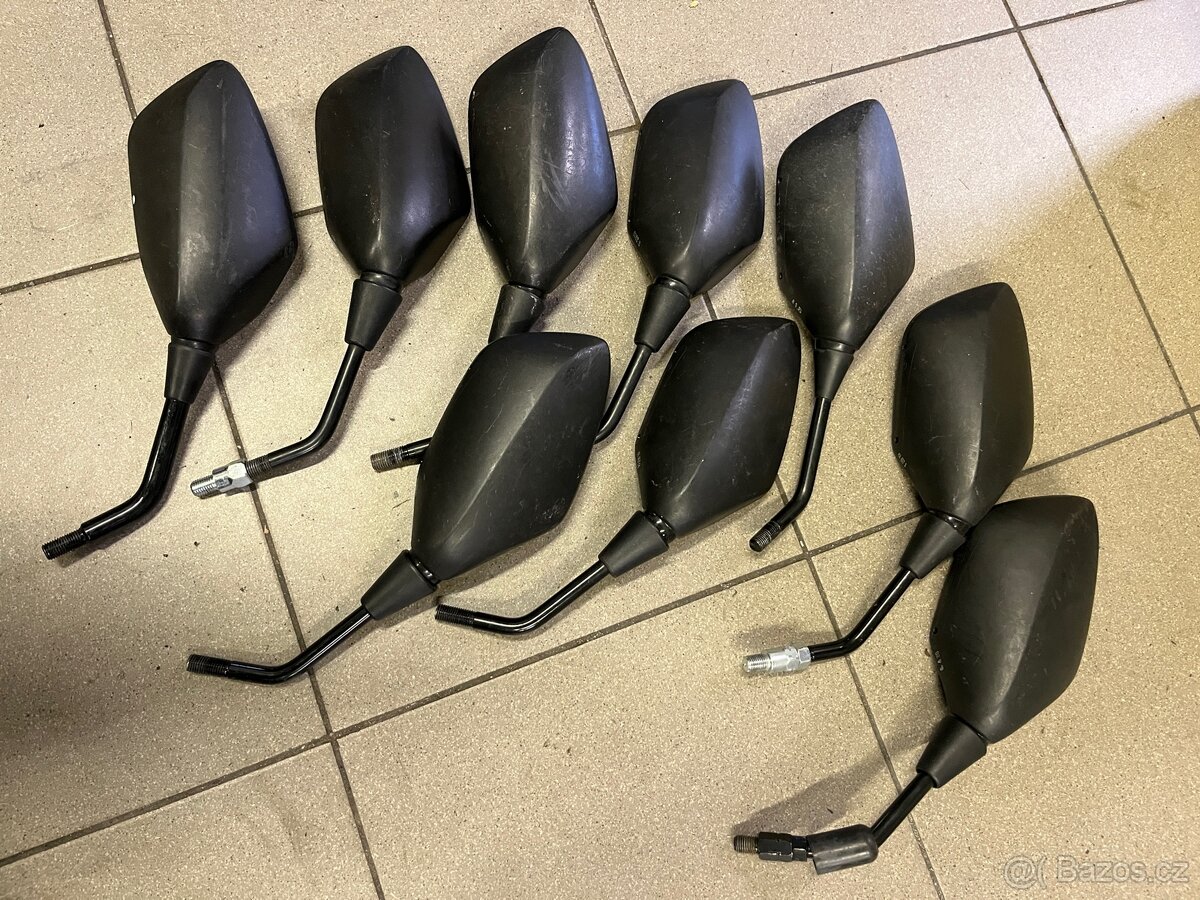 Zrcátko Honda Pravé
