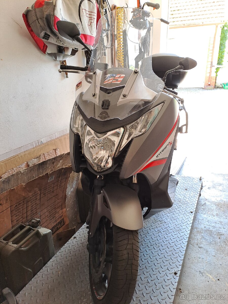 Honda Integra 750 2015