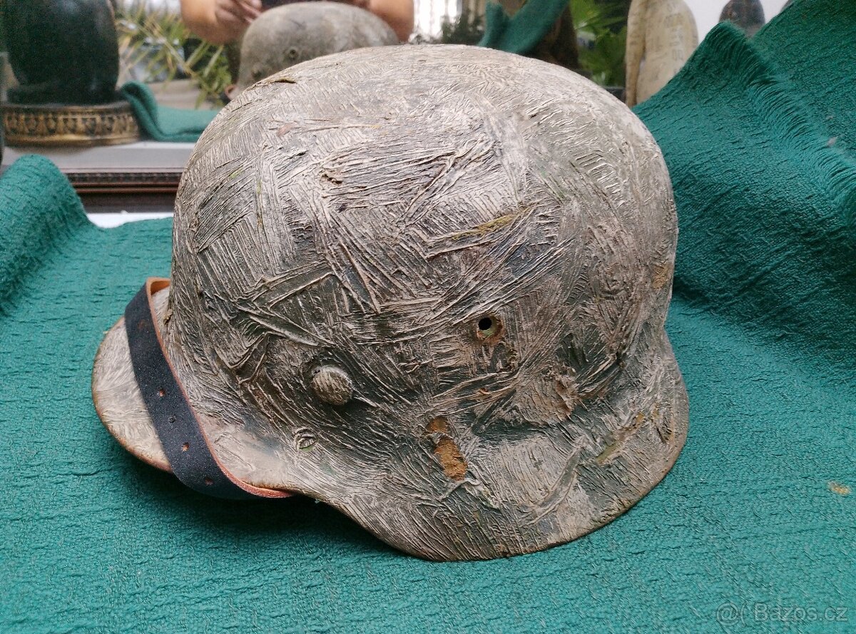 Německá helma M40-Zimmerit kamuflage