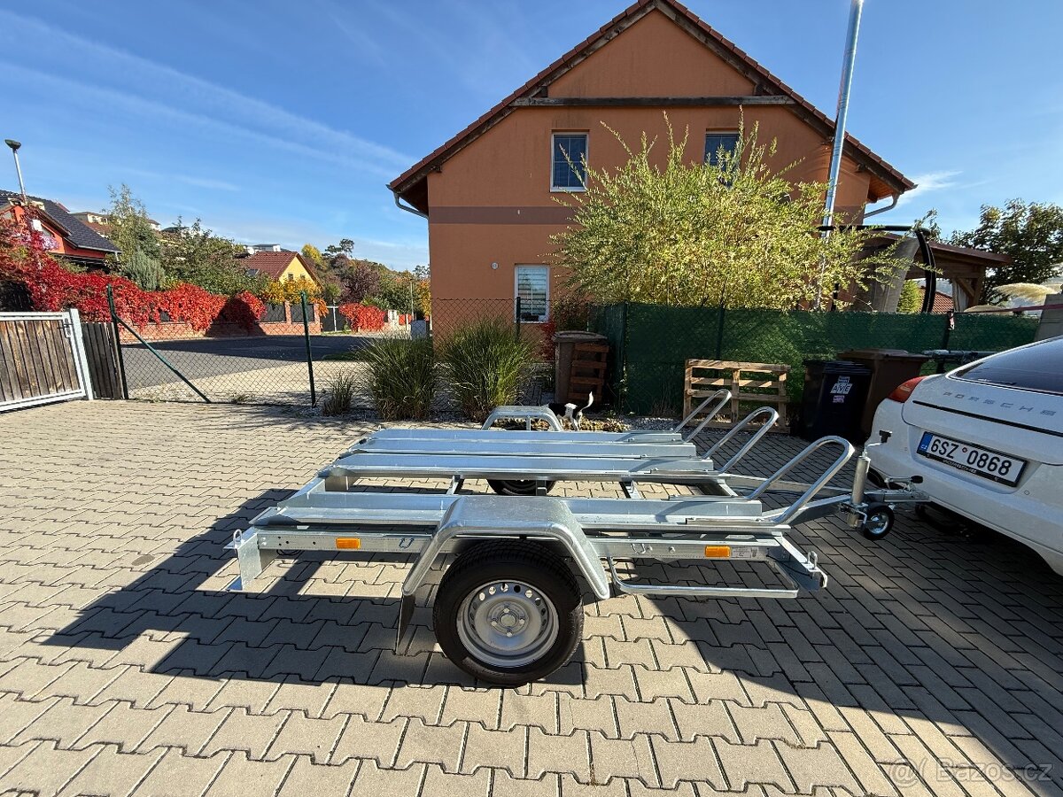 Půjčovna vleku na motorky