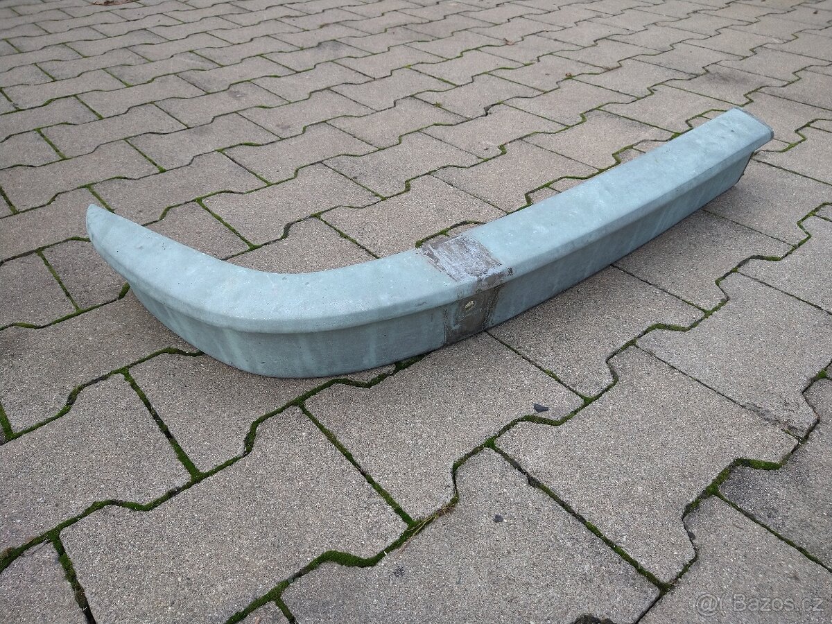 Levý zadní nárazník Škoda 110